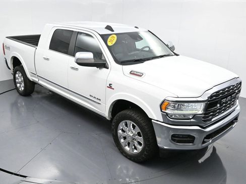 Used 2020 RAM 2500 Limited AWD/4WD image 35