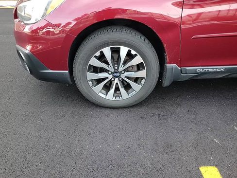 Used 2015 Subaru Outback 3.6R Limited image 10