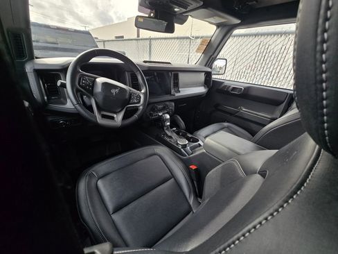 Certified 2025 Ford Bronco Badlands image 16
