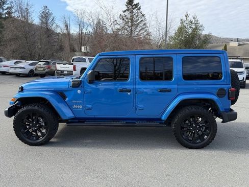 Used 2021 Jeep Wrangler Unlimited Sahara 4xe w/ Safety Group image 10