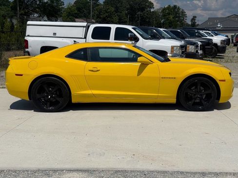 Used 2013 Chevrolet Camaro LS RWD image 9