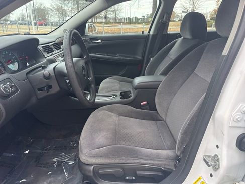 Used 2016 Chevrolet Impala Limited LS image 13