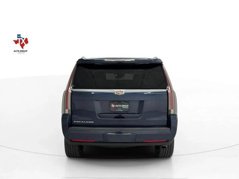Used 2019 Cadillac Escalade Luxury RWD image 58