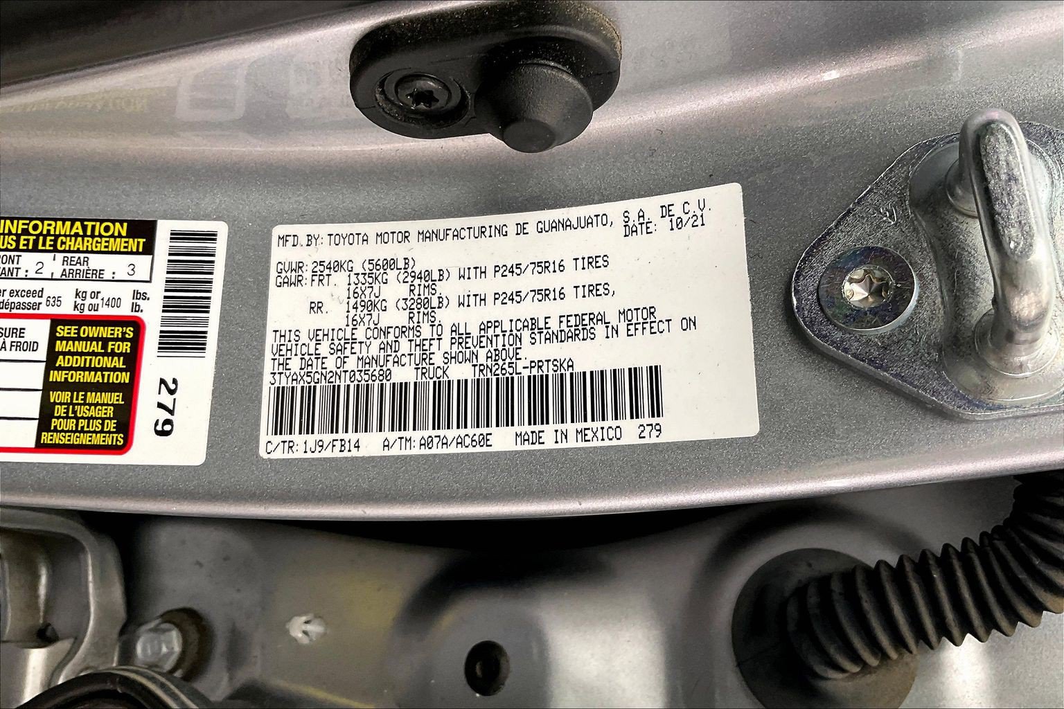 Used 2022 Toyota Tacoma SR w/ SR Convenience Package RWD image 34