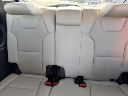 Certified 2023 Kia Telluride S image 17