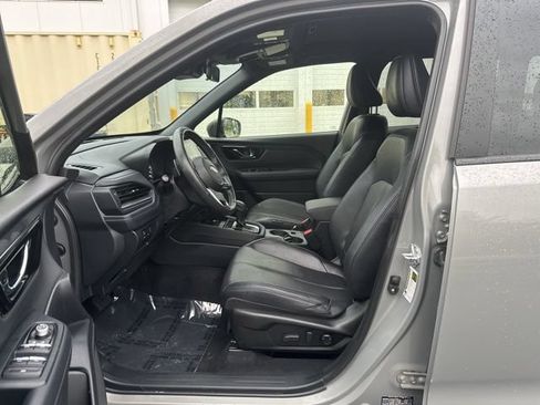 Used 2025 Subaru Forester Limited AWD/4WD image 20