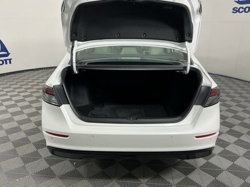 Used 2026 Honda Accord EX-L image 25