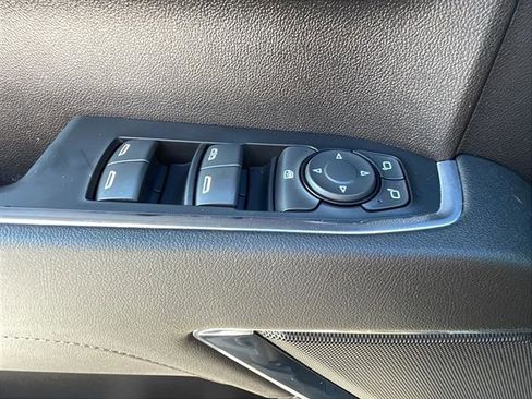 Used 2023 GMC Sierra 1500 Elevation image 13