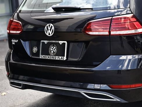 Used 2019 Volkswagen Golf SE FWD image 9