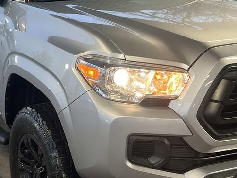 Used 2021 Toyota Tacoma SR w/ SR Convenience Package image 7