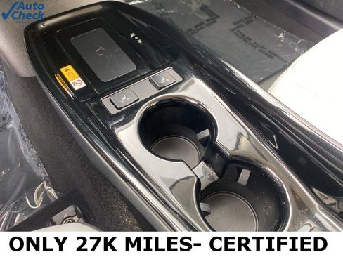 Used 2020 Toyota Prius XLE w/ Advanced Technology Package image 35