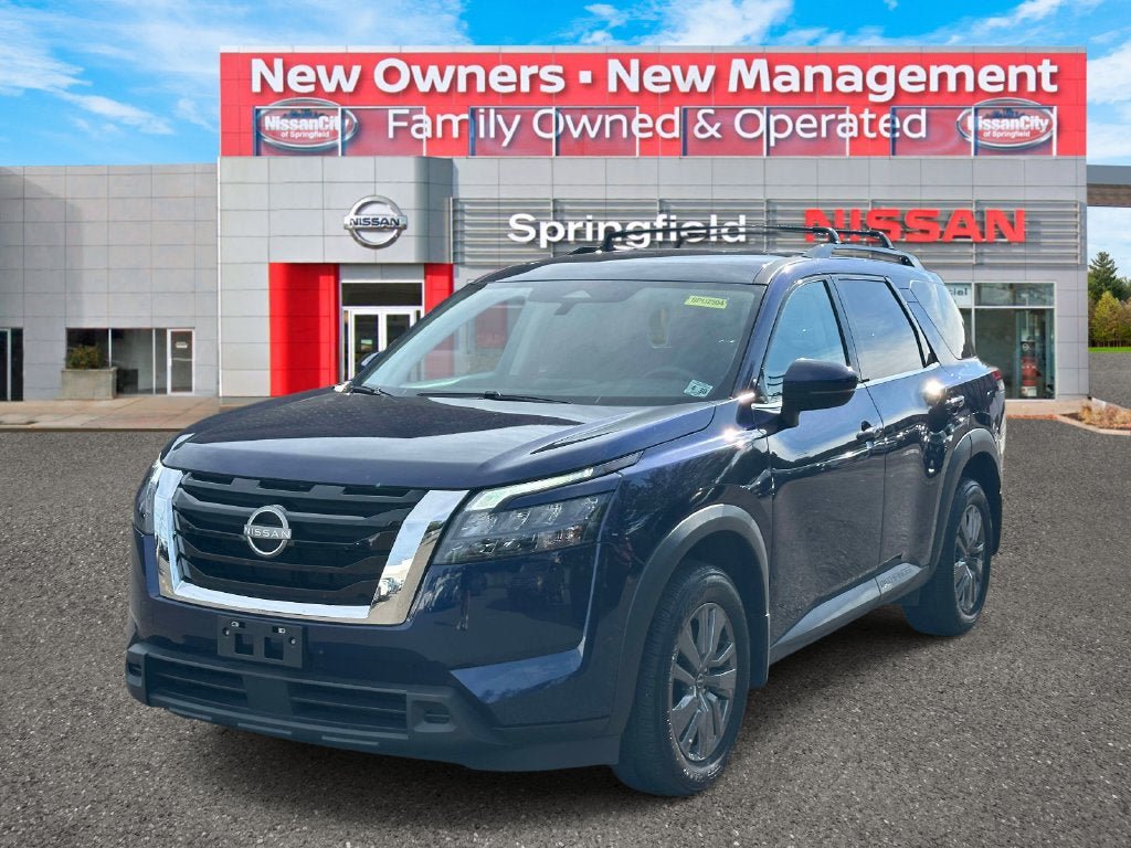 Certified 2025 Nissan Pathfinder SV AWD/4WD image 2