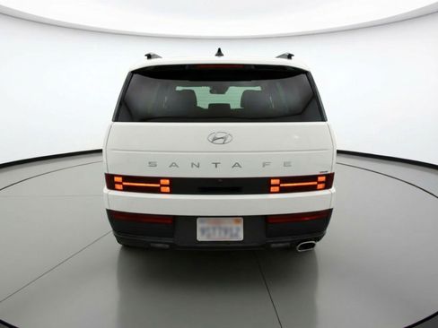 Used 2025 Hyundai Santa Fe SEL image 7