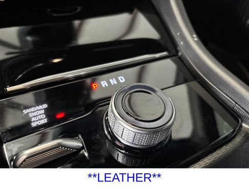 Used 2026 Jeep Grand Cherokee Limited w/ Limited Altitude Package AWD/4WD image 20