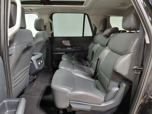 Certified 2025 Ford Expedition Max Active image 5