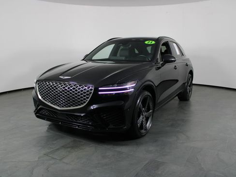 Used 2023 Genesis GV70 2.5T Sport Prestige w/ Sport Prestige Package image 2