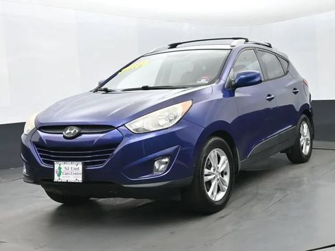 Used 2011 Hyundai Tucson GLS FWD image 1