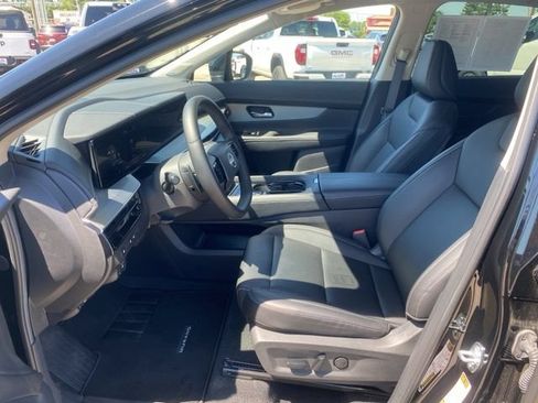 Used 2025 Nissan Murano SL AWD/4WD image 18