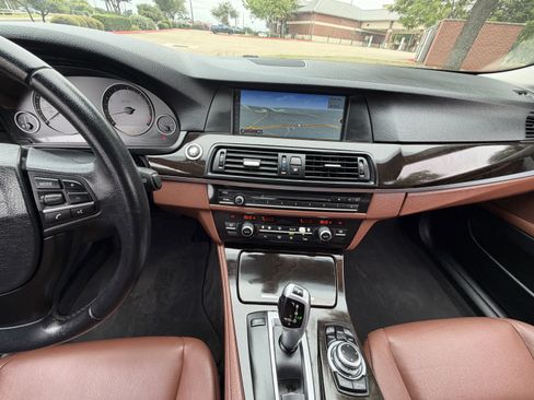 Used 2011 BMW 528i Sedan RWD image 27