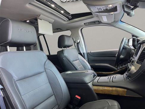 Used 2017 GMC Yukon XL Denali w/ Open Road Package image 15