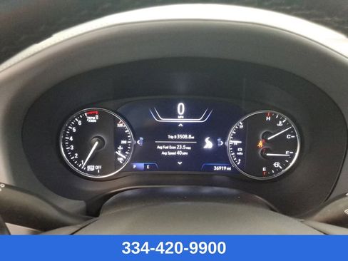 Used 2024 Buick Enclave Premium image 10