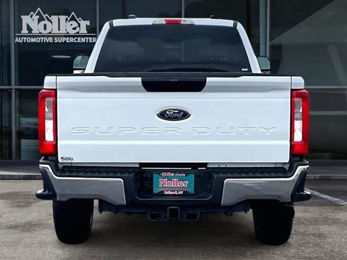 Used 2024 Ford F350 XLT image 4