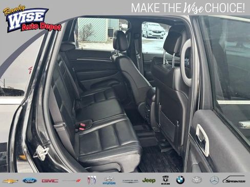Used 2021 Jeep Grand Cherokee Limited image 24