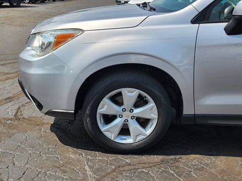 Used 2015 Subaru Forester 2.5i Premium AWD/4WD image 13
