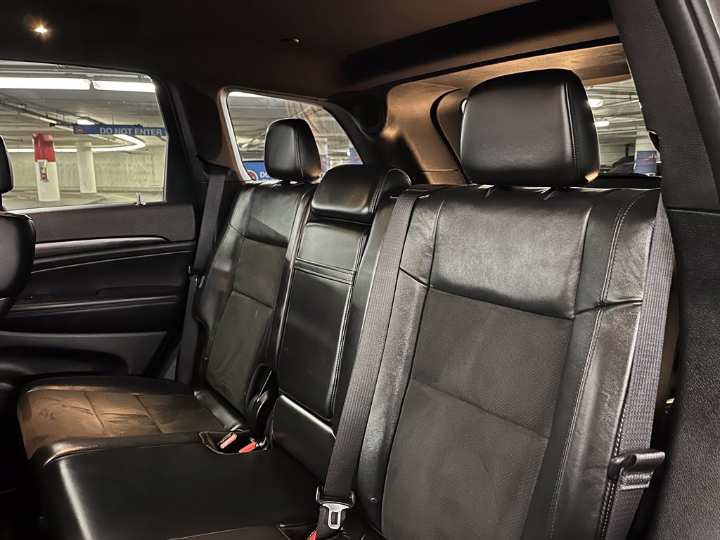 Used 2021 Jeep Grand Cherokee Laredo X AWD/4WD image 20