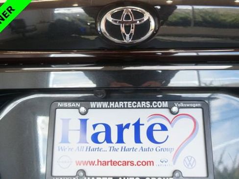 Used 2020 Toyota Corolla LE image 76