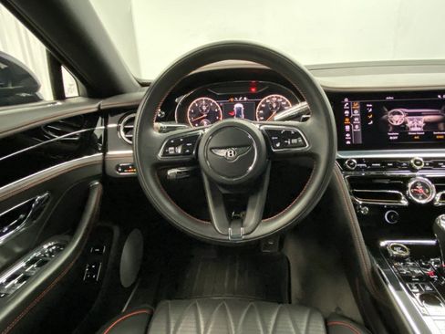 Used 2021 Bentley Flying Spur V8 AWD/4WD image 35