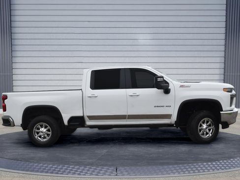Used 2020 Chevrolet Silverado 2500 LT w/ All Star Edition image 3
