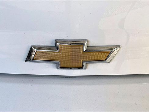 Used 2018 Chevrolet Camaro LT w/ RS Package image 9