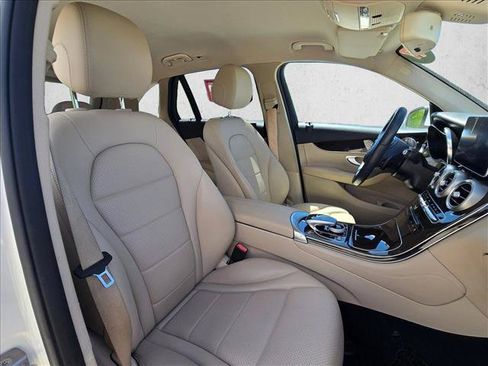 Used 2017 Mercedes-Benz GLC 300 image 21