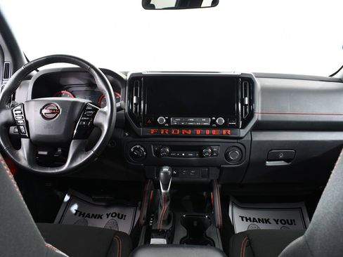 Used 2025 Nissan Frontier PRO-4X w/ Black Accent Package image 7