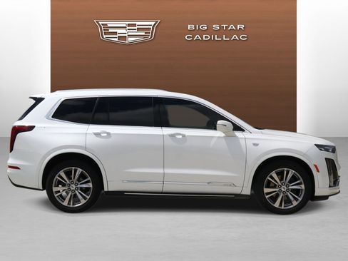 Used 2023 Cadillac XT6 Premium Luxury w/ LPO, Floor Liner Package FWD image 6