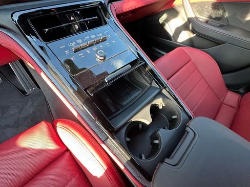 Used 2026 Porsche Panamera image 27