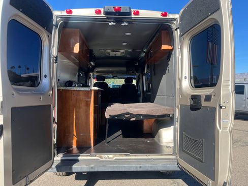 Used 2014 RAM ProMaster 2500 w/ Interior Convenience Group image 34