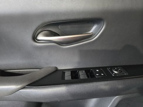 Used 2019 Lexus UX 200 F Sport image 13