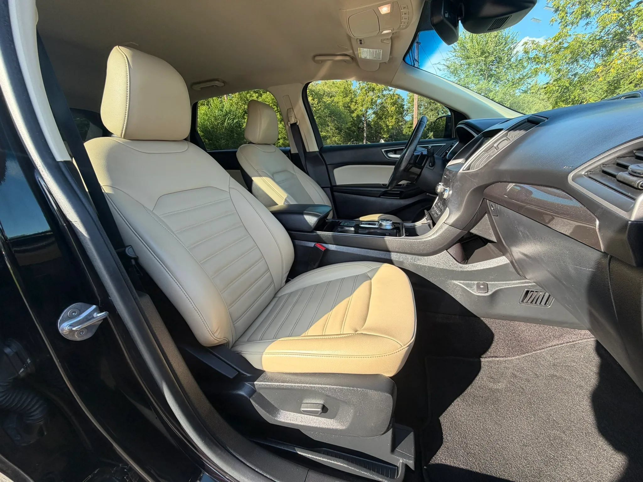 Used 2020 Ford Edge SEL w/ Convenience Package AWD/4WD image 15
