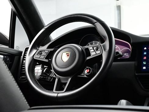 Certified 2023 Porsche Cayenne Turbo GT AWD/4WD image 21