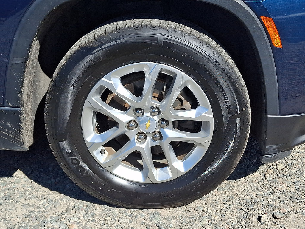 Used 2023 Chevrolet Traverse LS w/ Safety Package AWD/4WD image 33