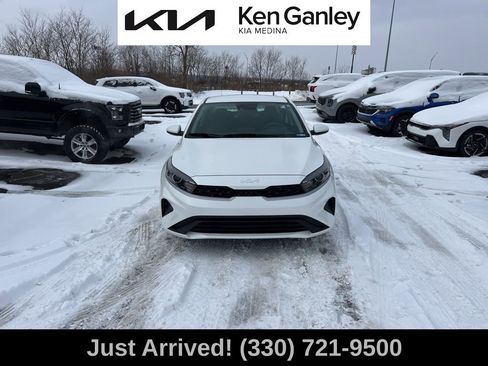 Certified 2024 Kia Forte LXS image 2