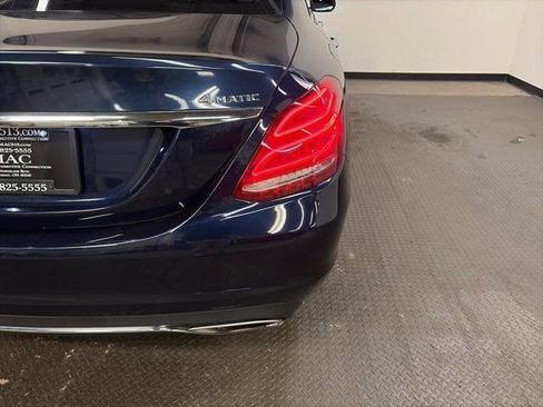 Used 2015 Mercedes-Benz C 300 4MATIC Sedan image 9