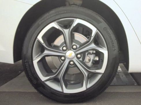 Used 2024 Chevrolet Malibu LT FWD image 18