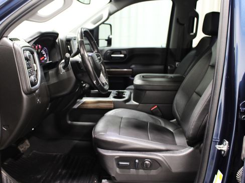 Used 2022 Chevrolet Silverado 2500 LT w/ Z71 Sport Edition AWD/4WD image 3
