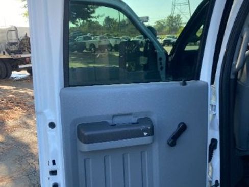 Used 2011 Ford F350 XL image 15