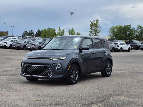 Used 2020 Kia Soul EX FWD image 4