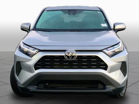 Used 2024 Toyota RAV4 LE FWD image 4