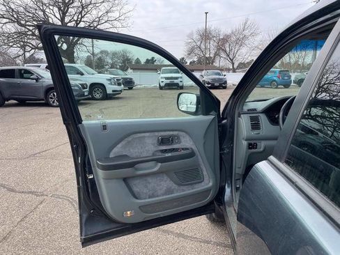 Used 2005 Honda Pilot EX image 22